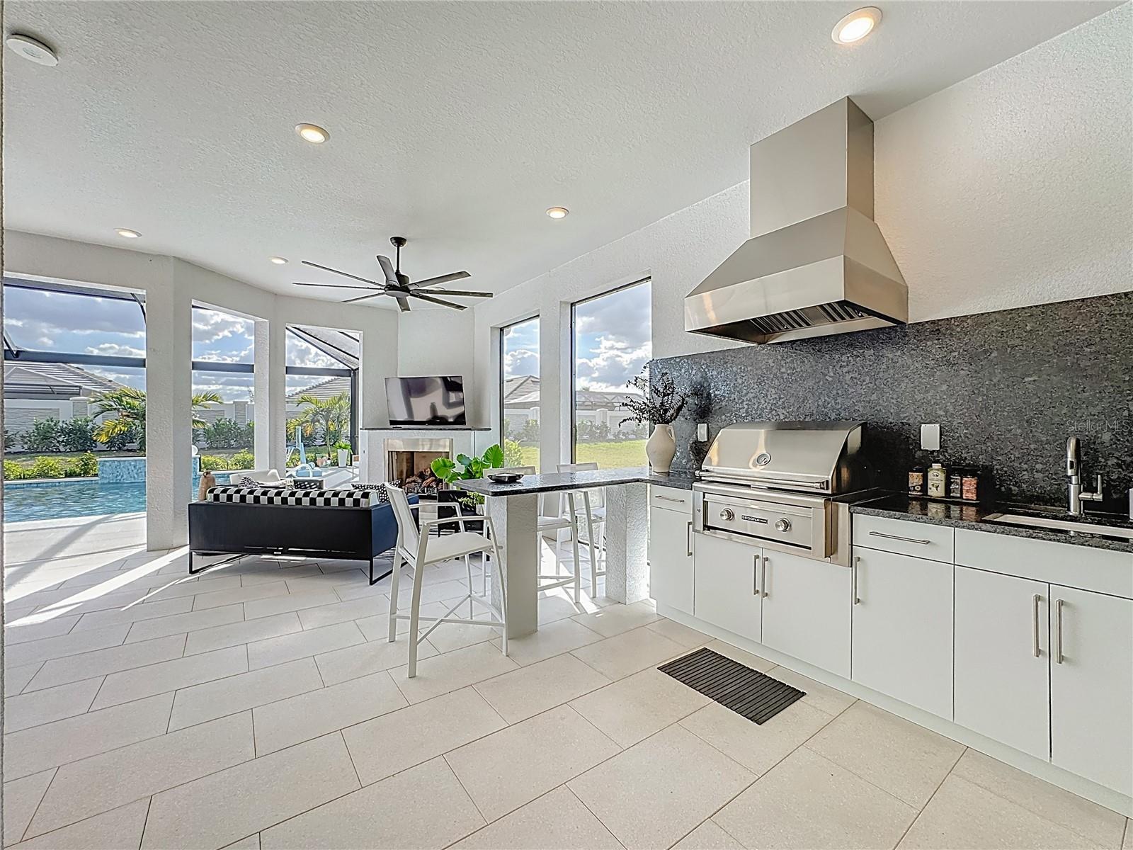 Image 62 of 88 For 16306 Isola Pl