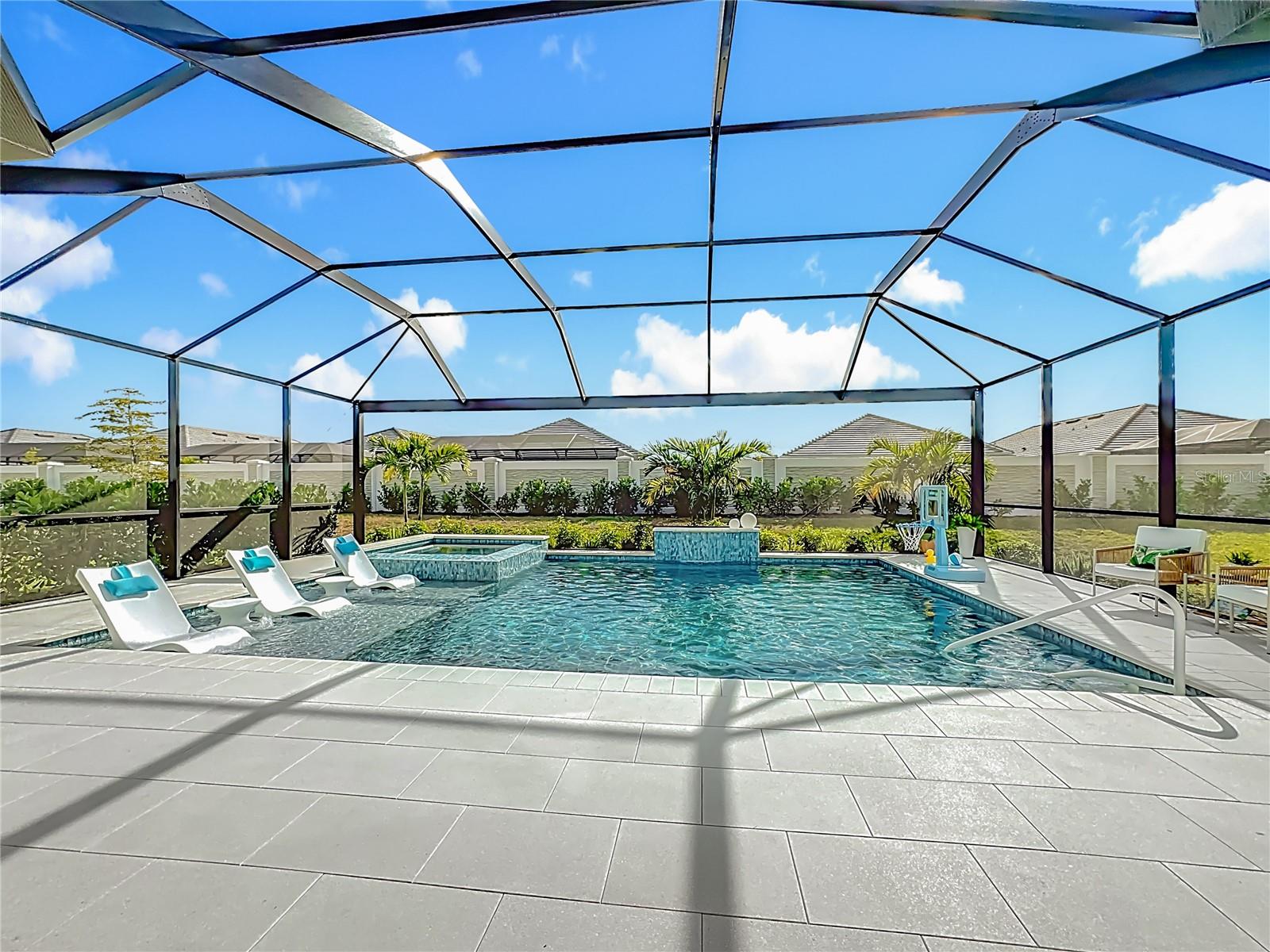 Image 72 of 88 For 16306 Isola Pl