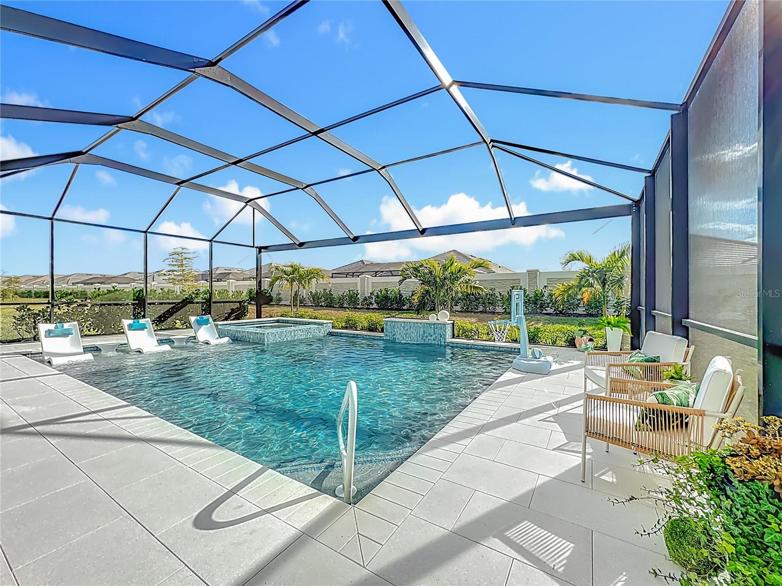 Image 75 of 88 For 16306 Isola Pl