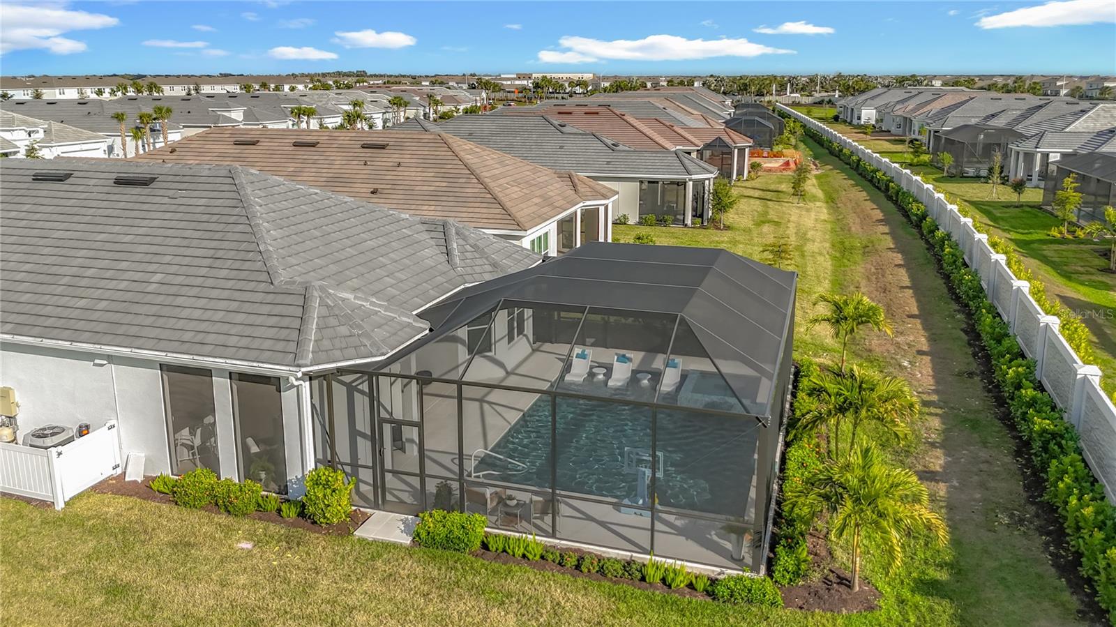 Image 79 of 88 For 16306 Isola Pl