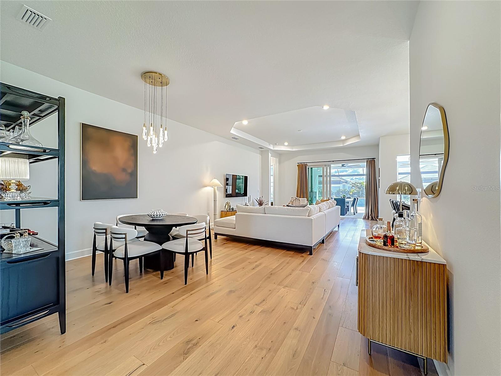 Image 8 of 88 For 16306 Isola Pl