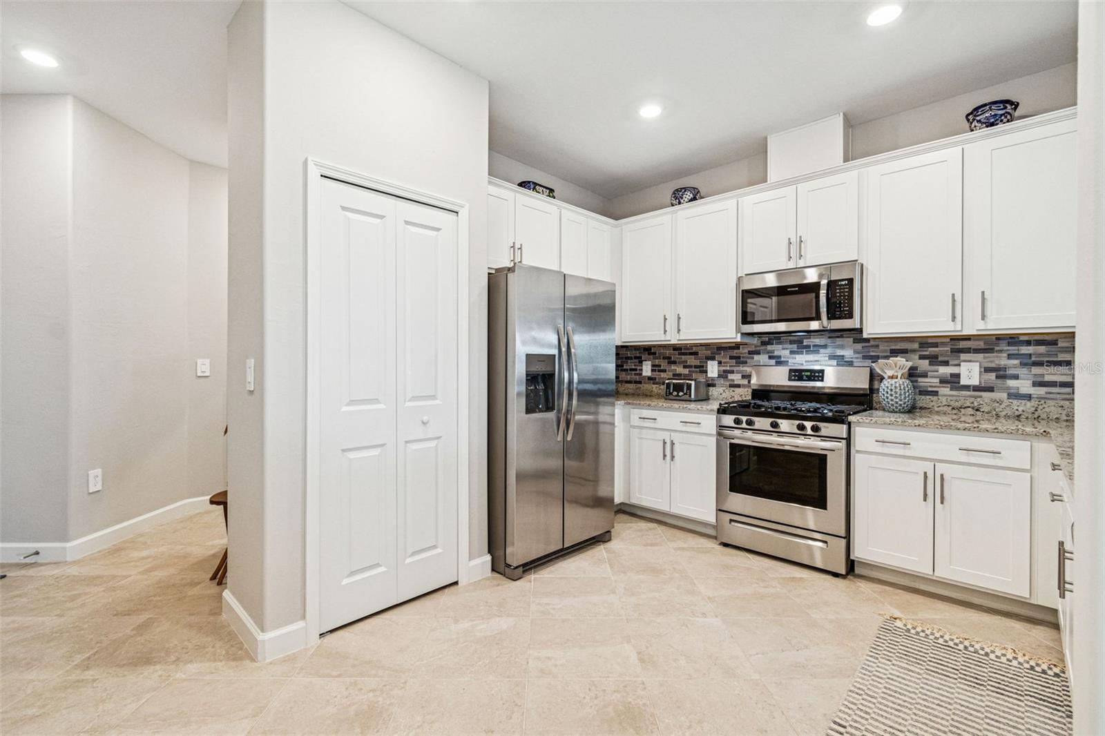 Image 10 of 51 For 5433 Mystic Water Cove