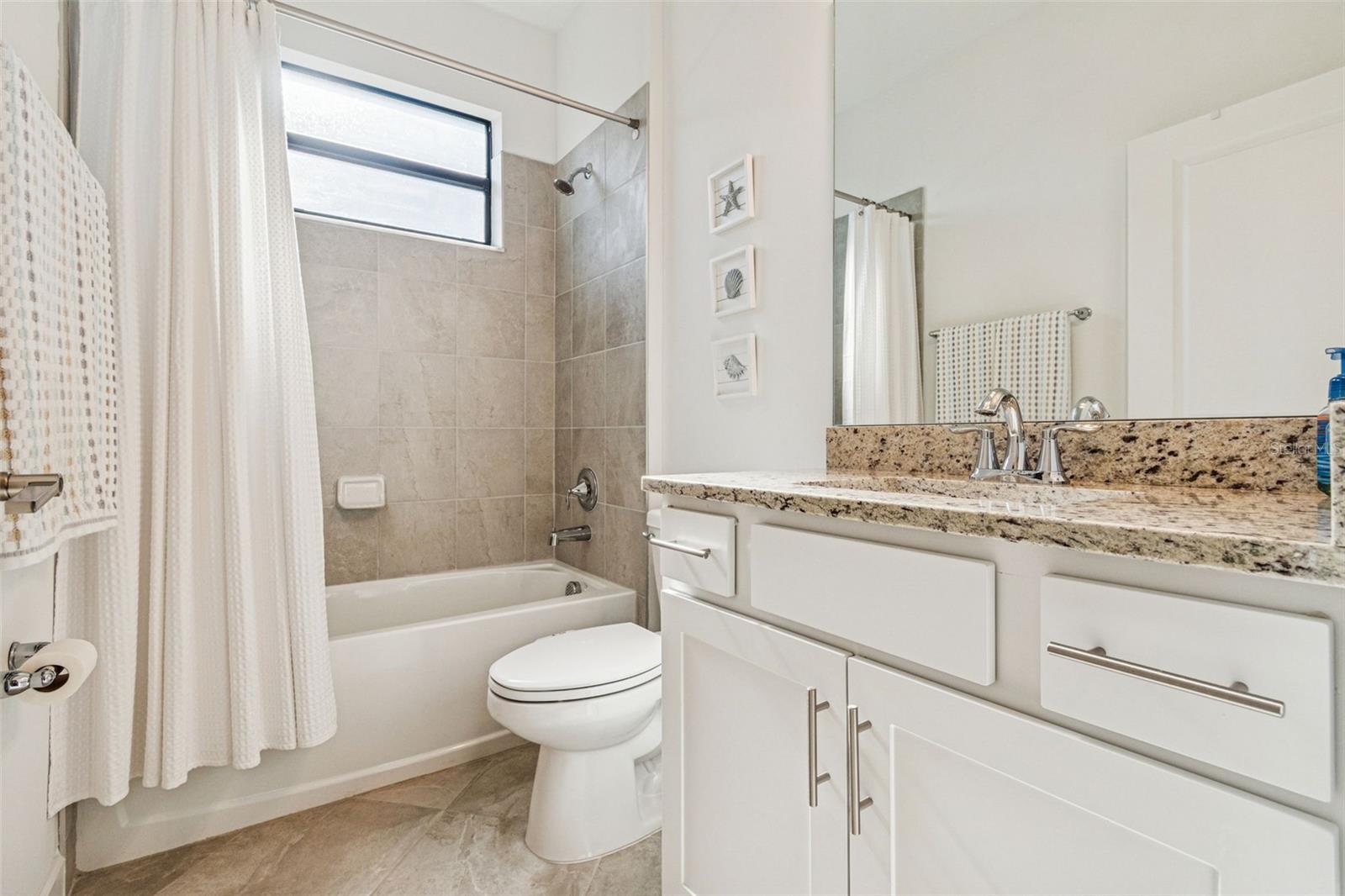 Image 20 of 51 For 5433 Mystic Water Cove