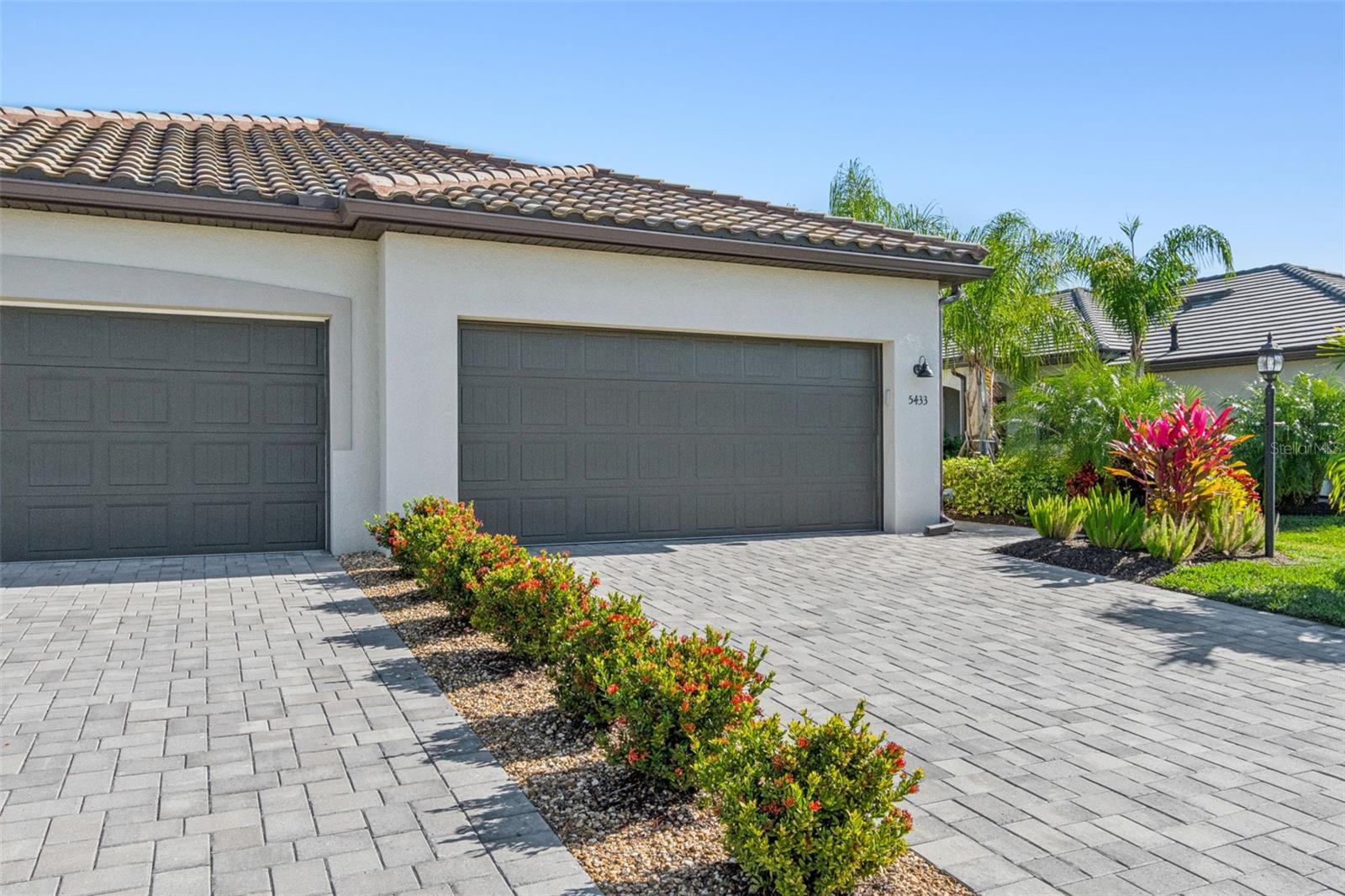 Image 31 of 51 For 5433 Mystic Water Cove