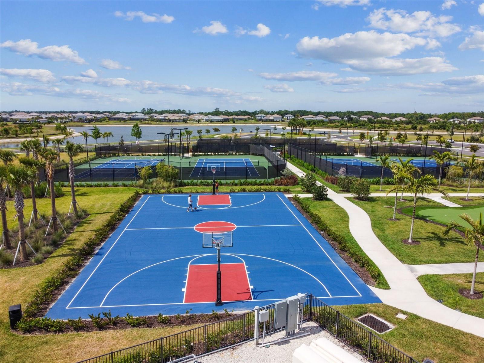 Image 39 of 51 For 5433 Mystic Water Cove