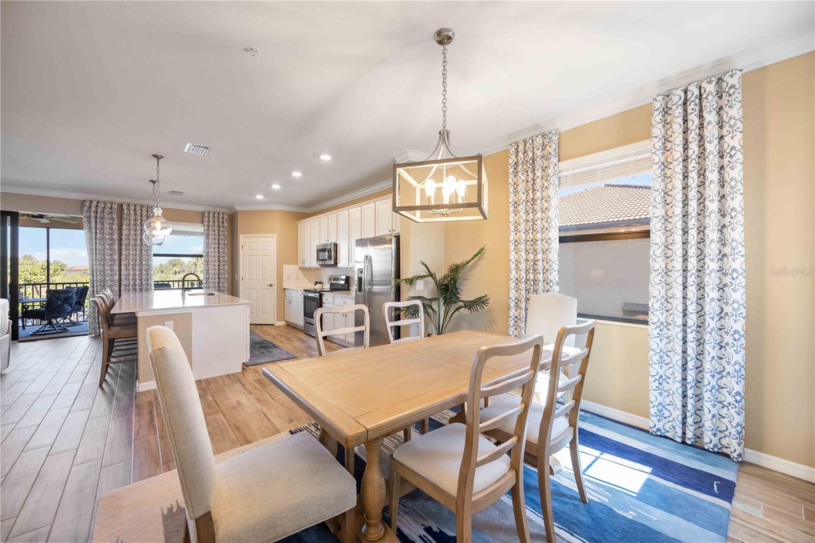 Image 15 of 92 For 10788 Tarflower Drive 202