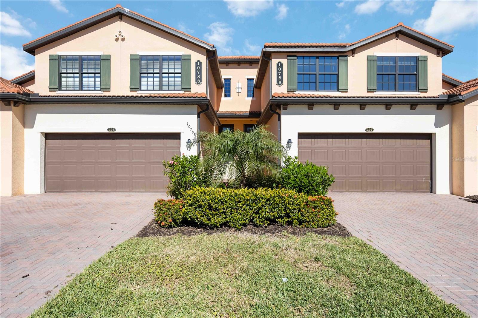 Image 2 of 92 For 10788 Tarflower Drive 202