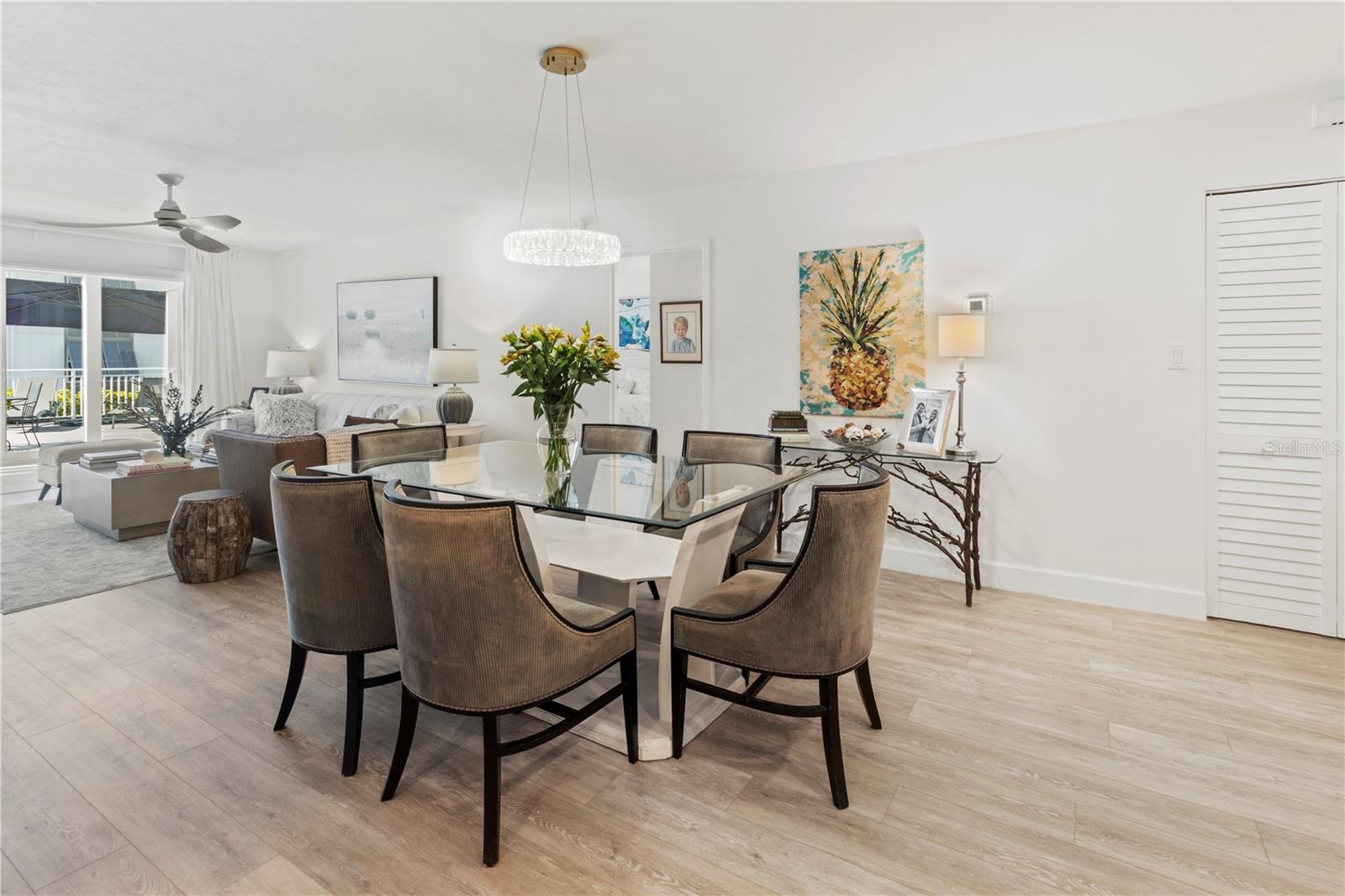 Image 10 of 48 For 1055 Peppertree Drive 102aa