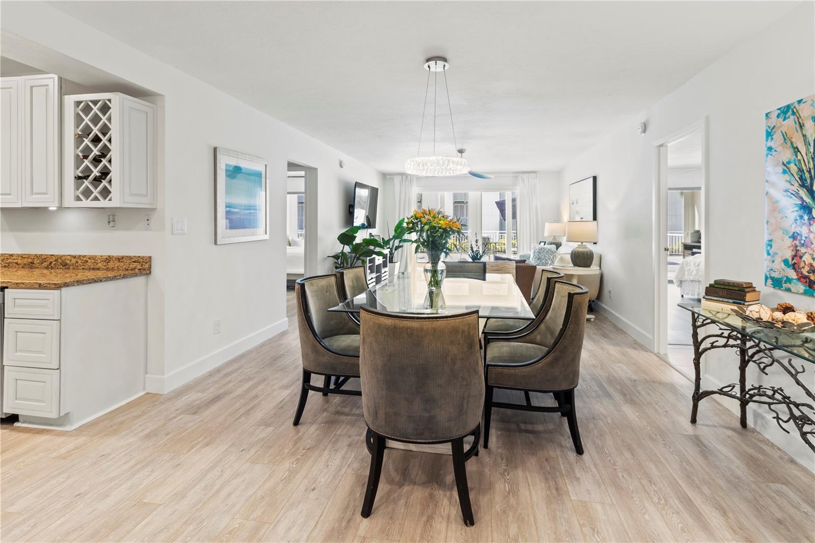 Image 11 of 48 For 1055 Peppertree Drive 102aa