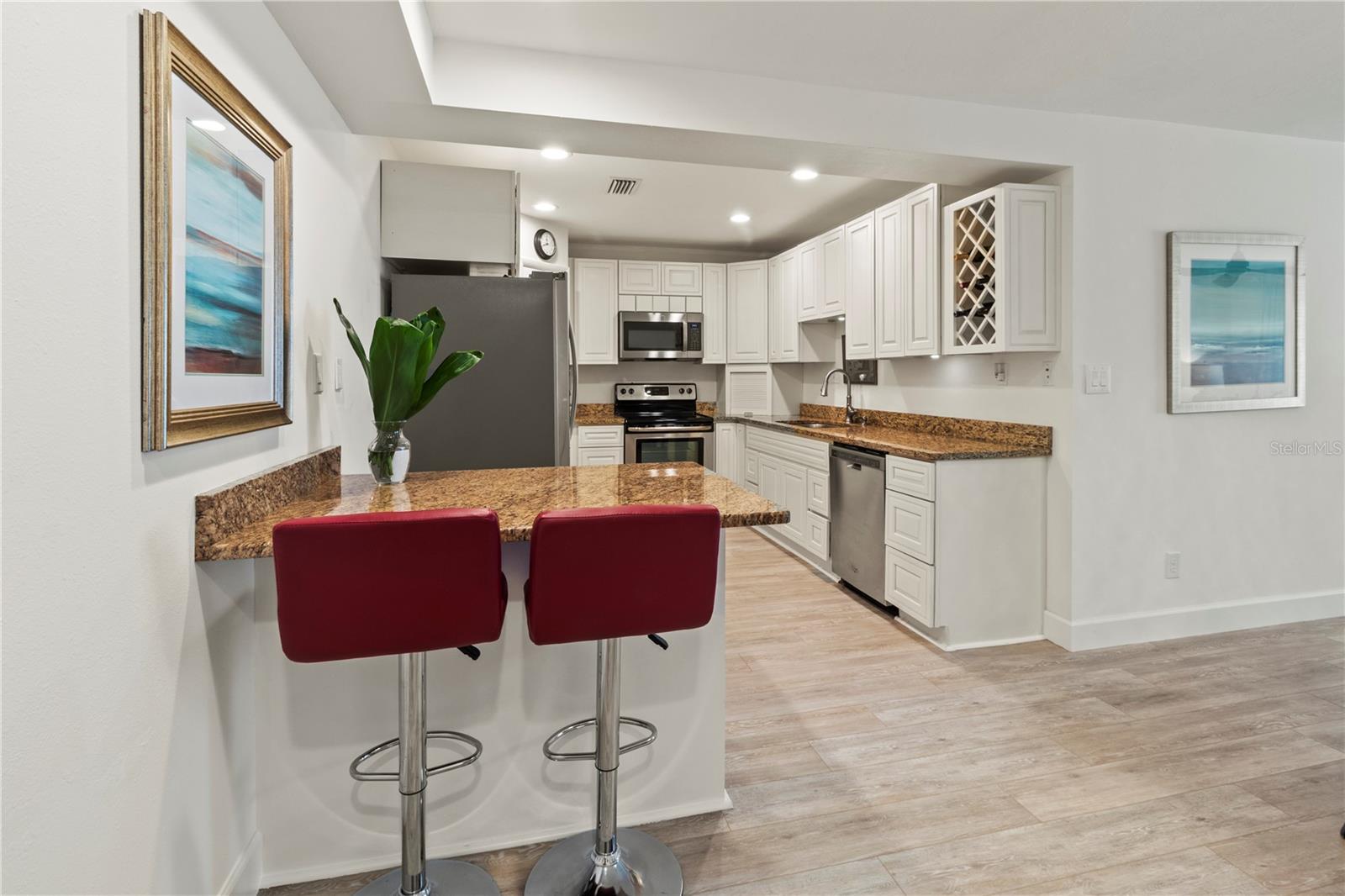 Image 3 of 48 For 1055 Peppertree Drive 102aa