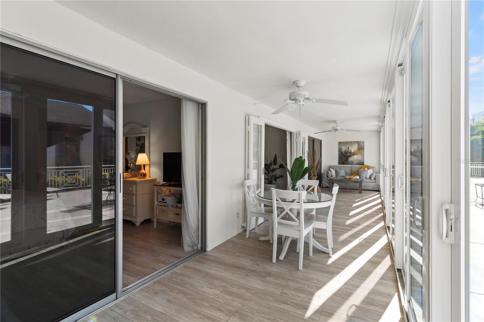 Image 33 of 48 For 1055 Peppertree Drive 102aa