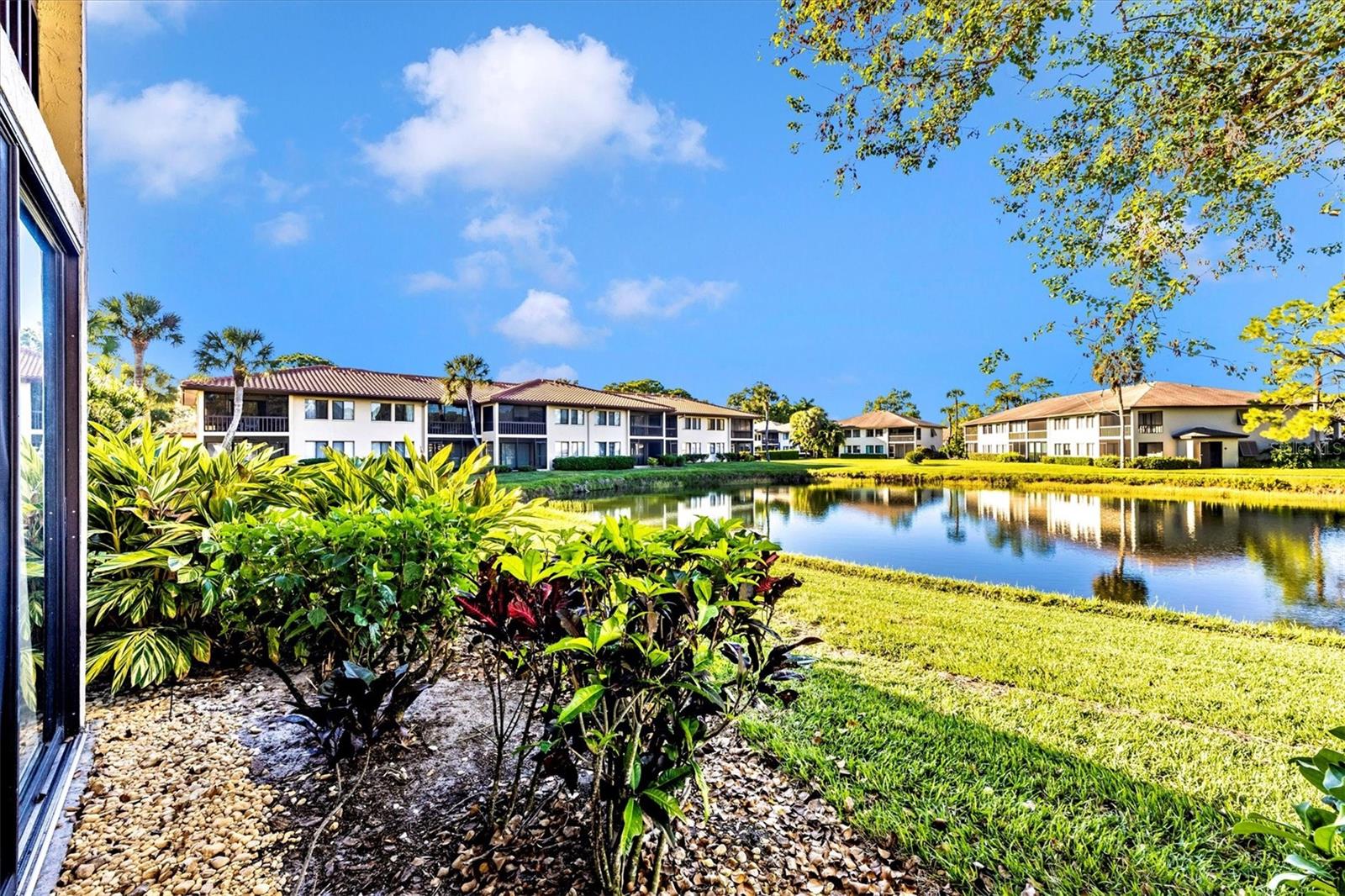 Image 42 of 65 For 5219 Lake Village Drive 21