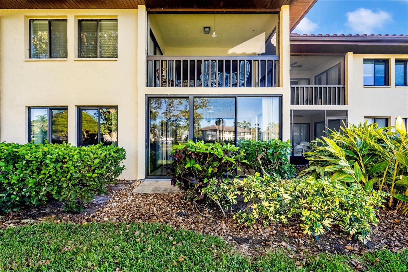 Image 44 of 65 For 5219 Lake Village Drive 21