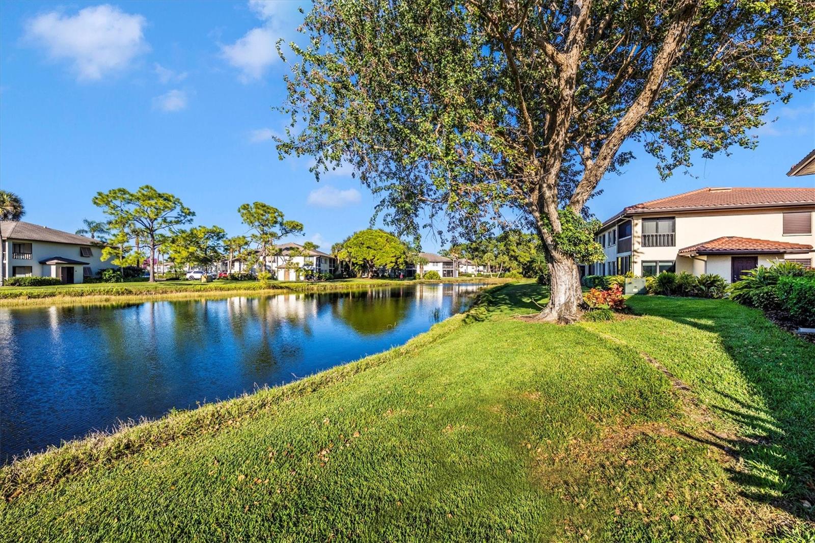 Image 45 of 65 For 5219 Lake Village Drive 21