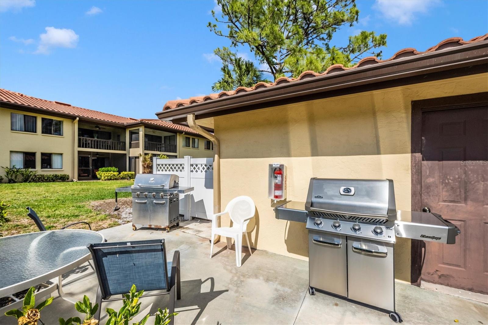 Image 51 of 65 For 5219 Lake Village Drive 21