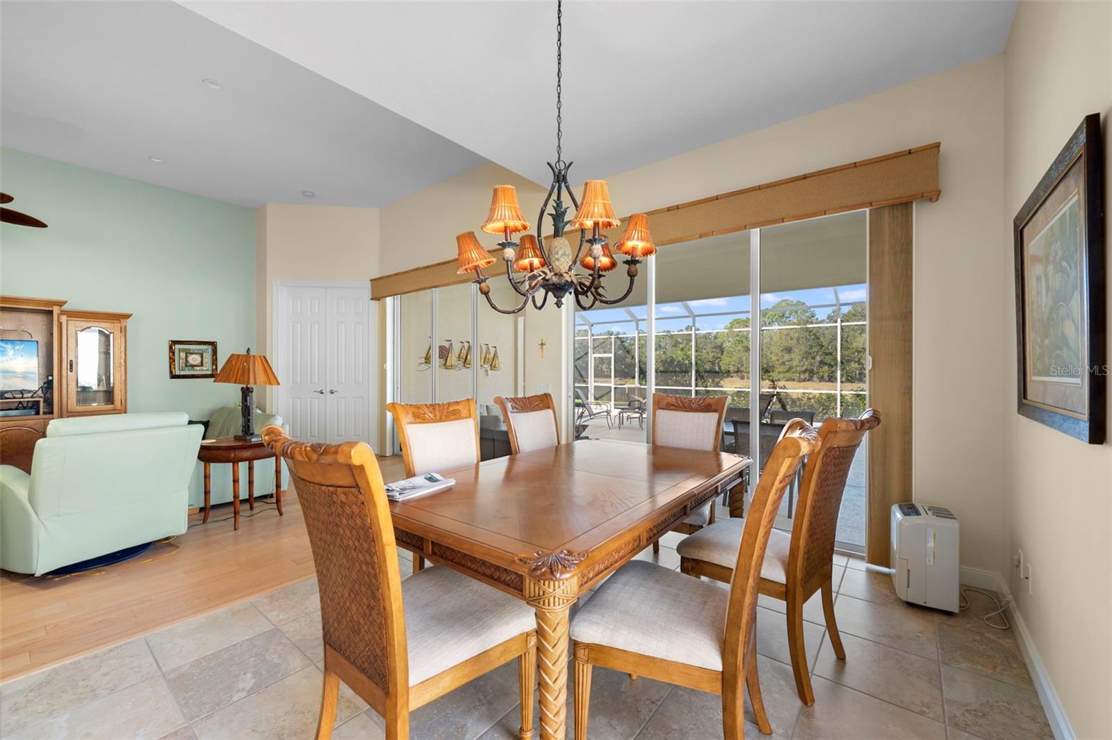 Image 6 of 64 For 7662 Uliva Way