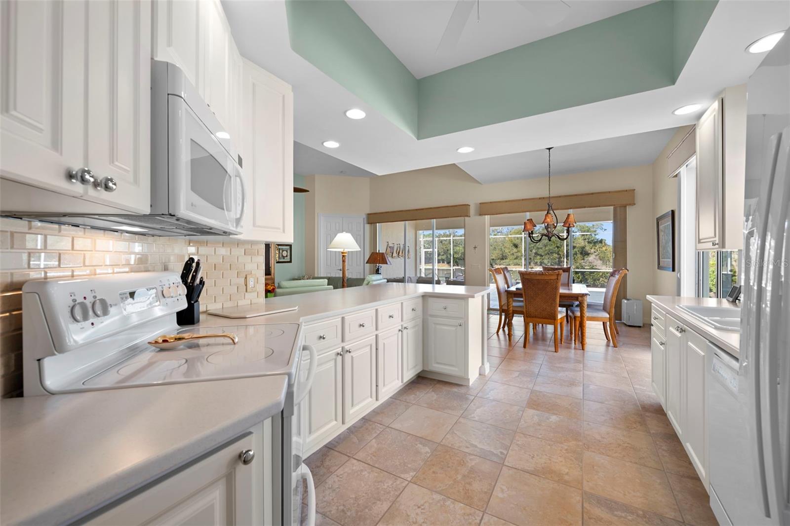 Image 7 of 64 For 7662 Uliva Way