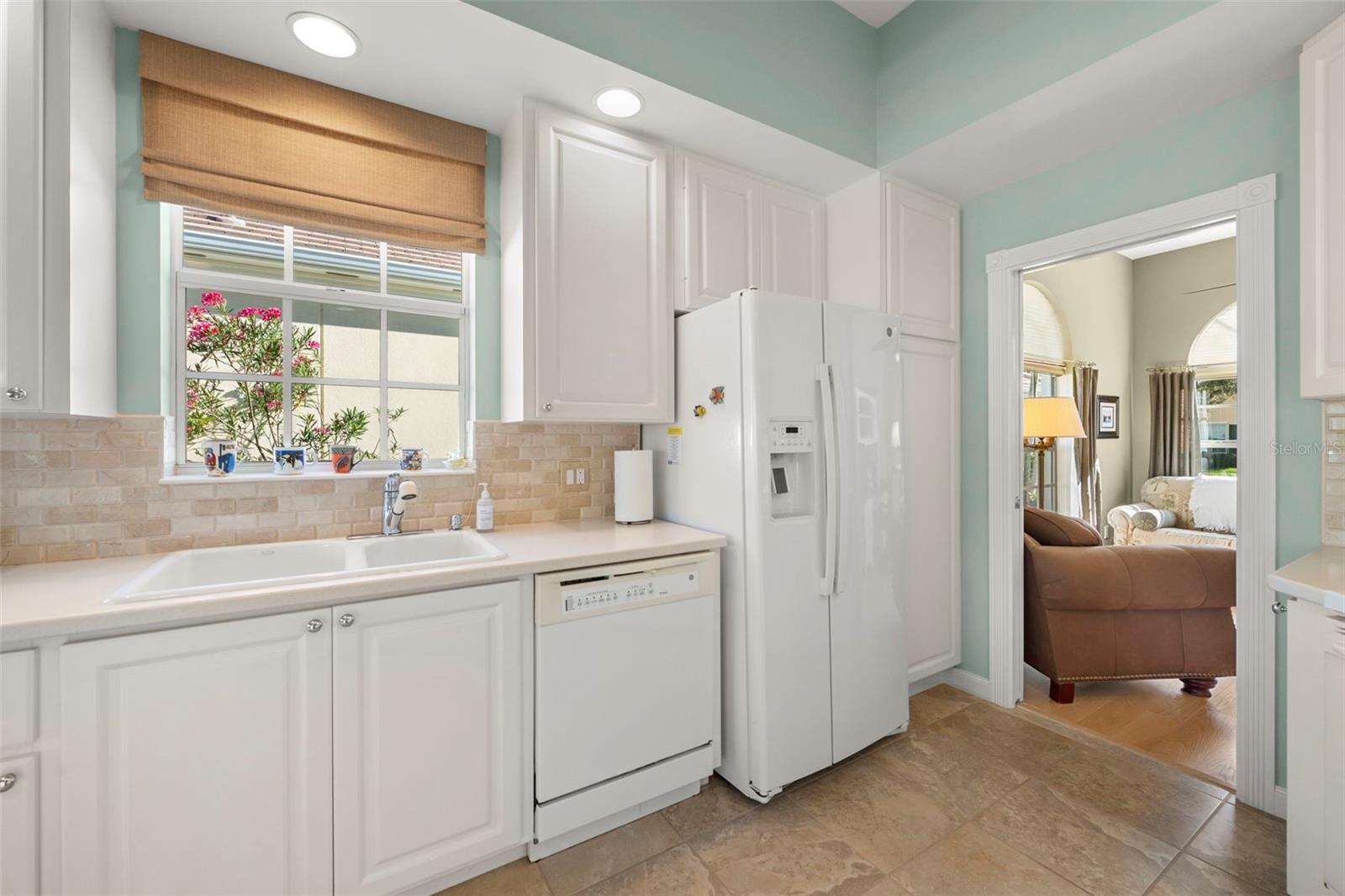 Image 8 of 64 For 7662 Uliva Way