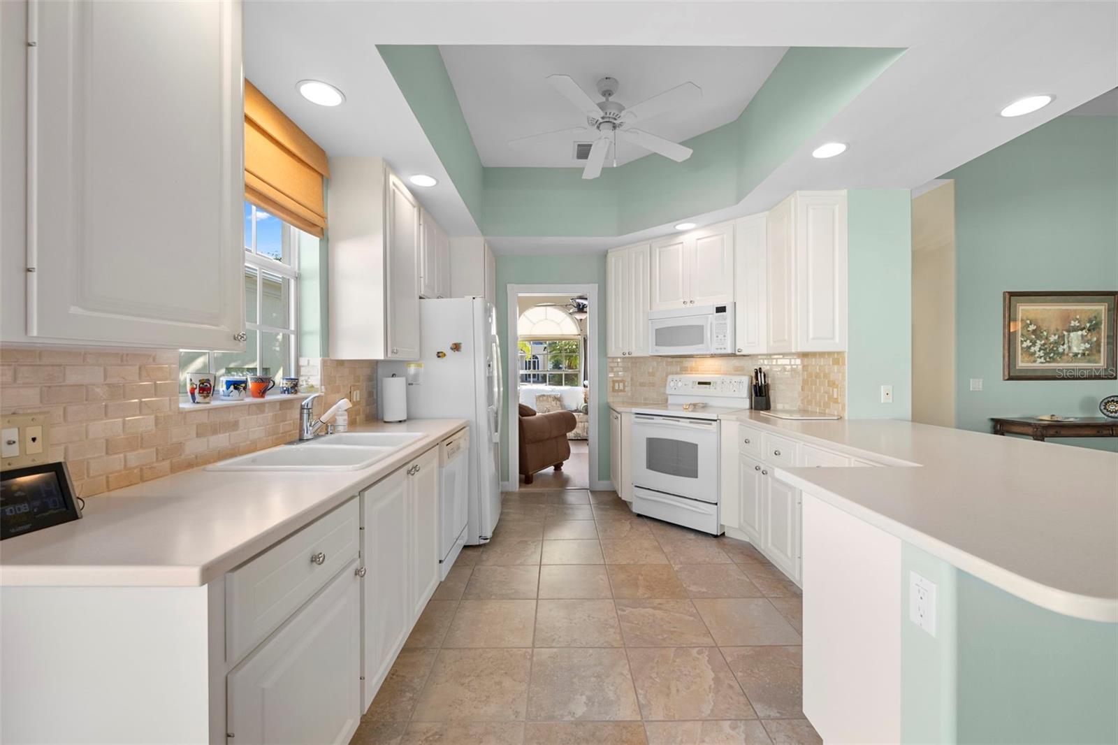 Image 9 of 64 For 7662 Uliva Way