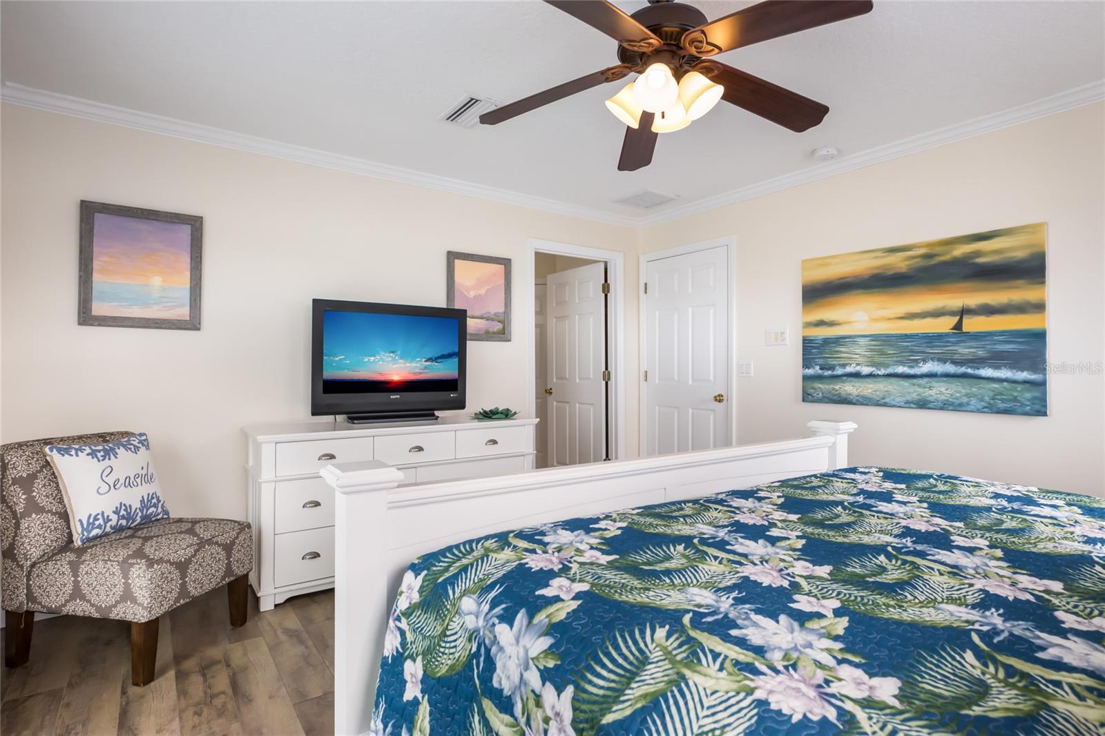 Image 21 of 43 For 316 64th St  