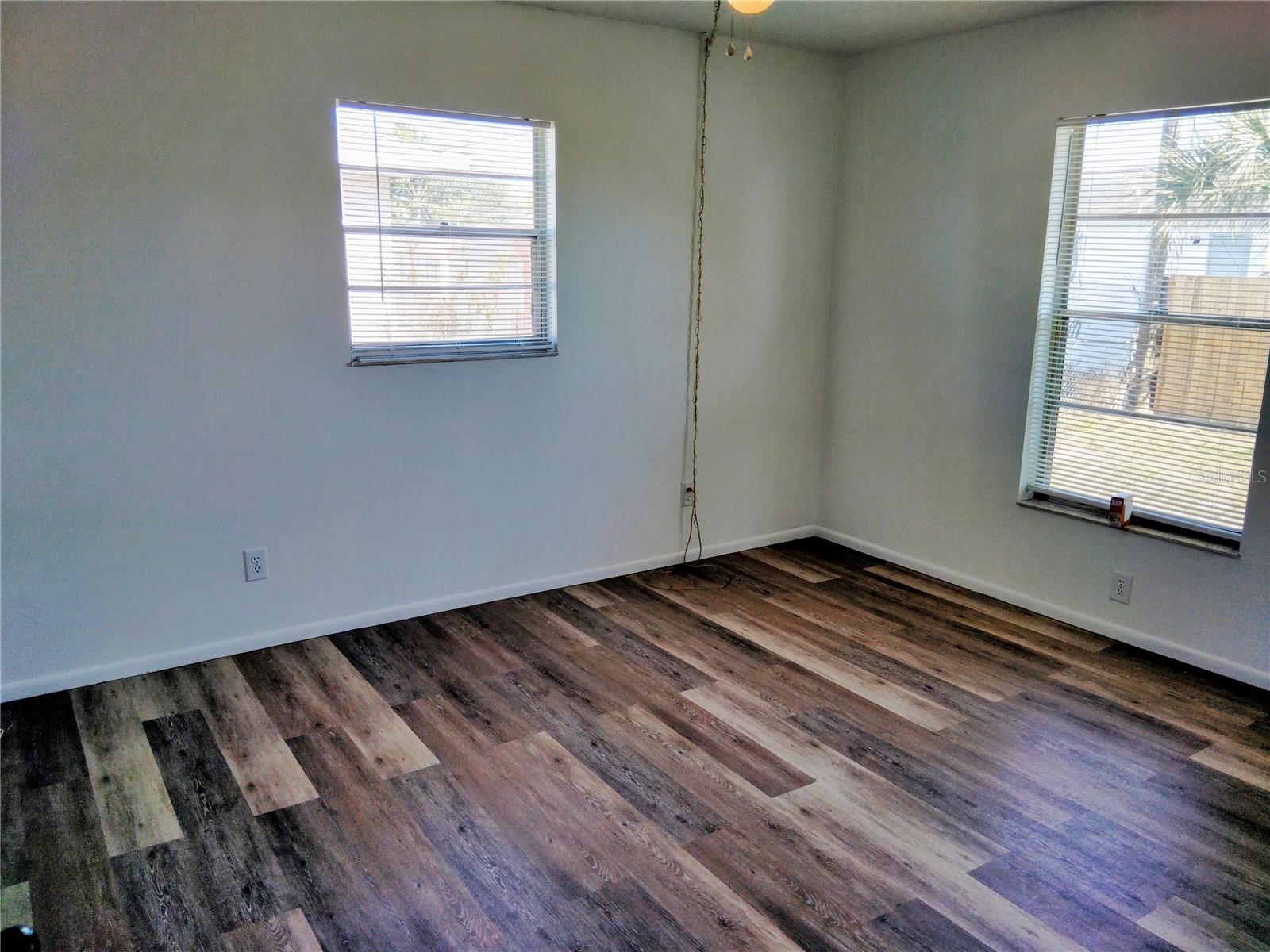 Image 10 of 13 For 4027 61st Street W