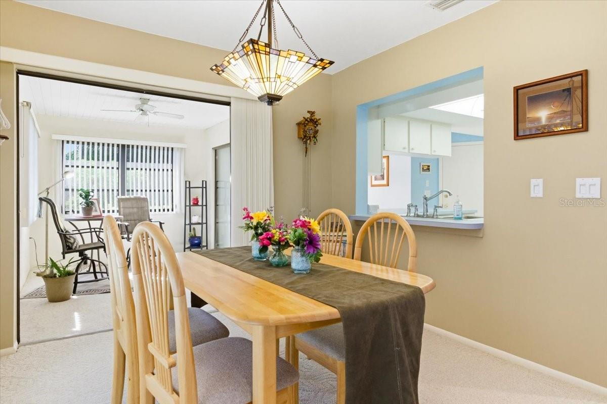 Image 16 of 48 For 771 Vivienda South Court 9