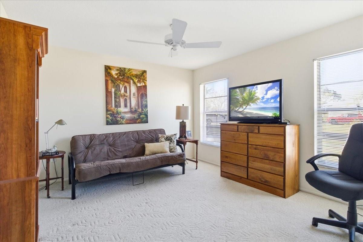 Image 35 of 48 For 771 Vivienda South Court 9