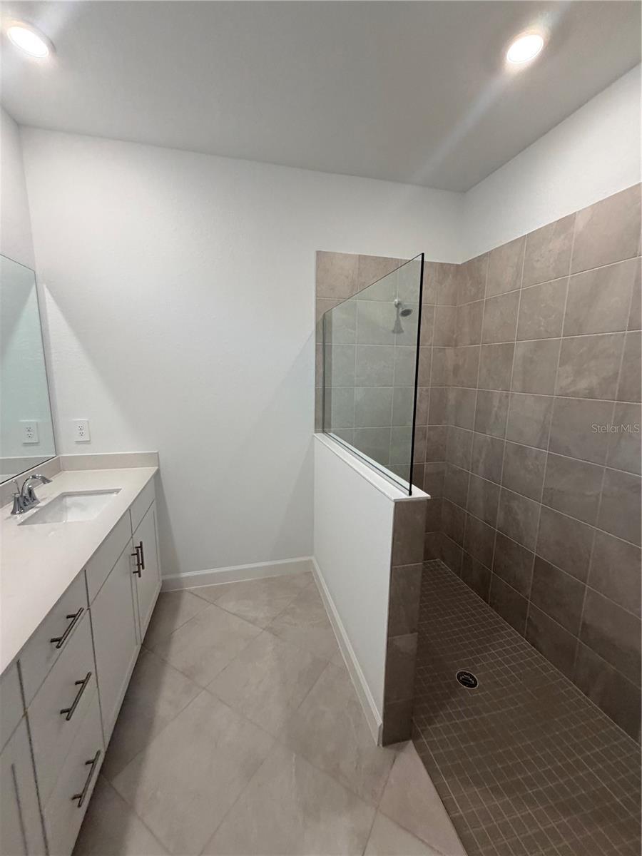 Image 7 of 30 For 8099 Saint Kitts Circle