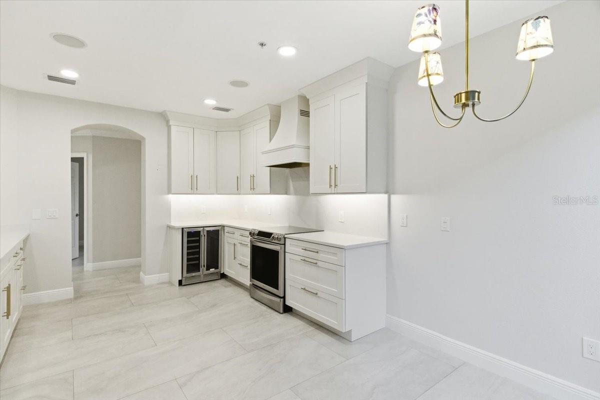 Image 22 of 48 For 6536 Moorings Point Circle 101