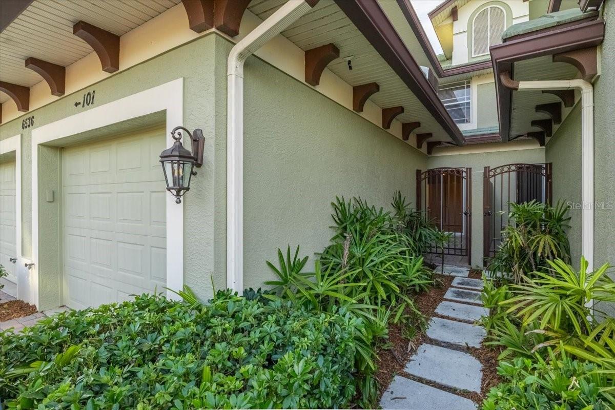 Image 7 of 48 For 6536 Moorings Point Circle 101