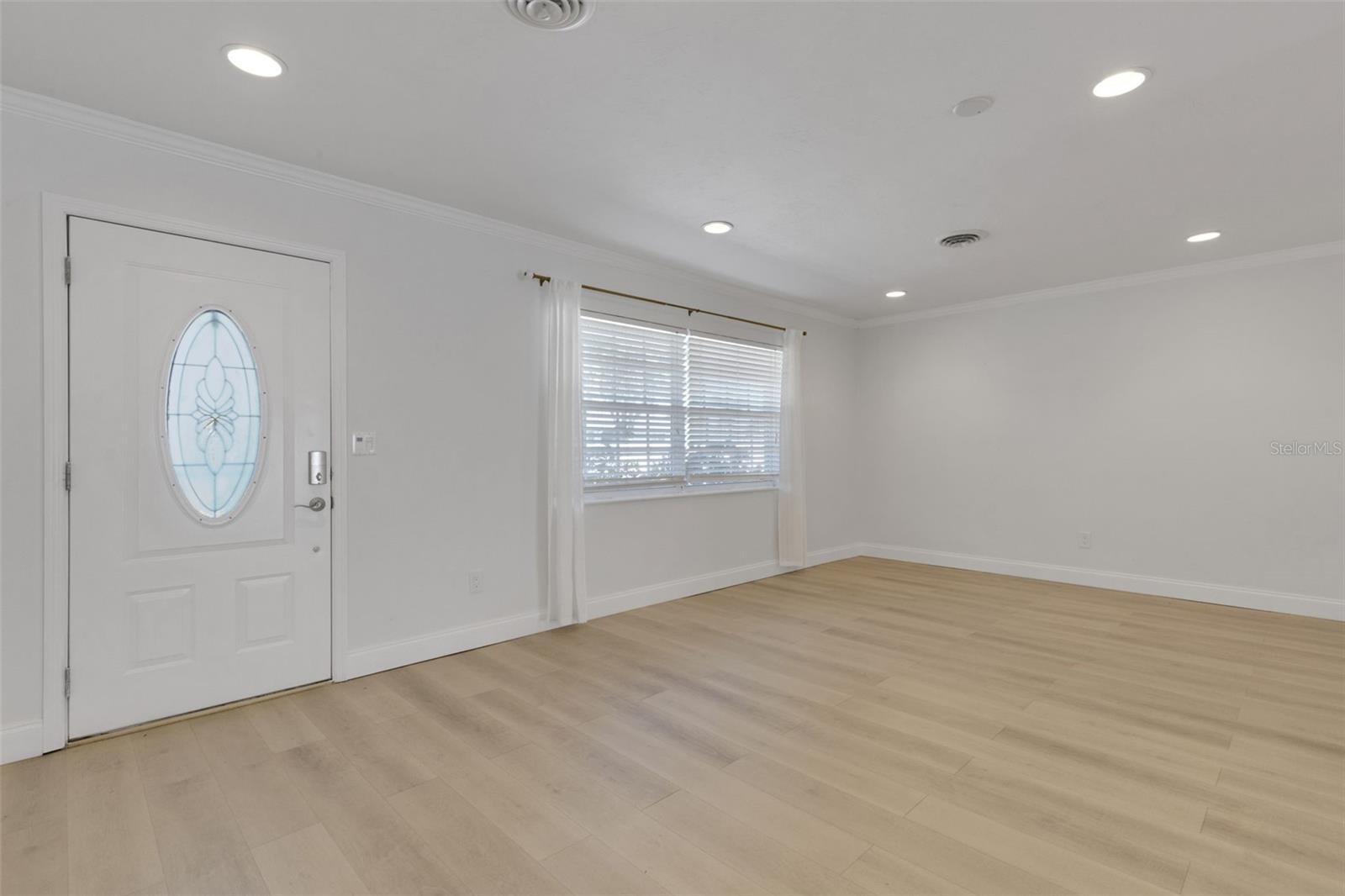 Image 6 of 54 For 3856 Tarpon Road