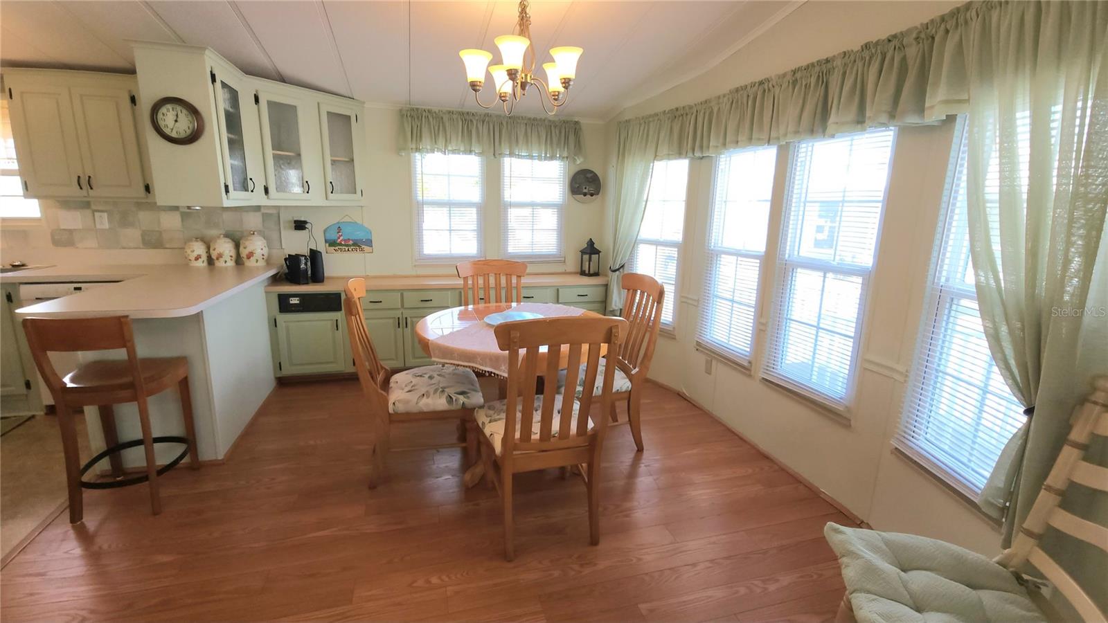 Image 15 of 49 For 3333 26th Avenue E 1199