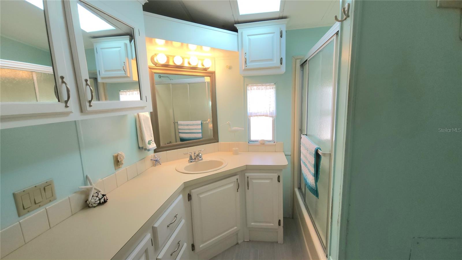 Image 23 of 49 For 3333 26th Avenue E 1199