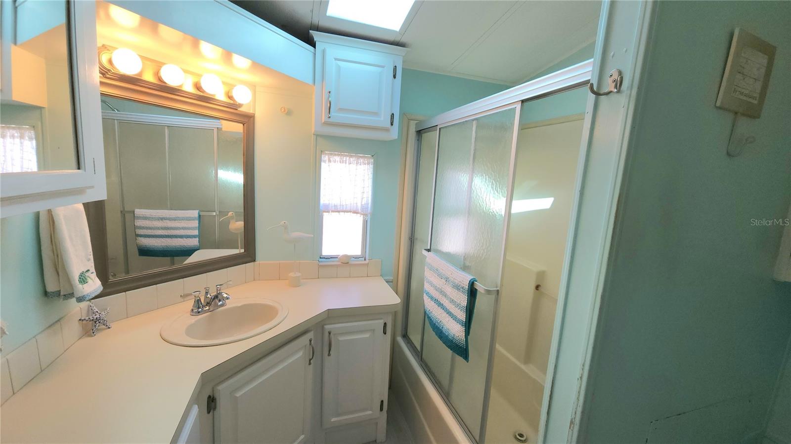 Image 24 of 49 For 3333 26th Avenue E 1199