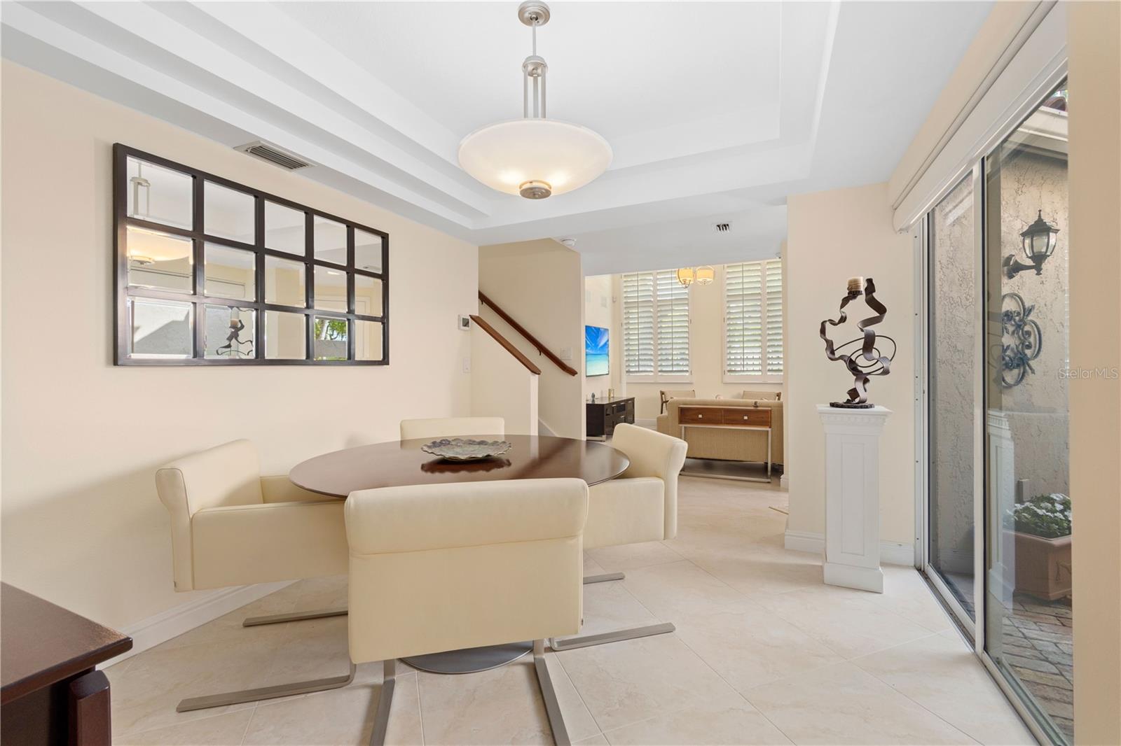 Image 11 of 37 For 200 Cocoanut Avenue 5