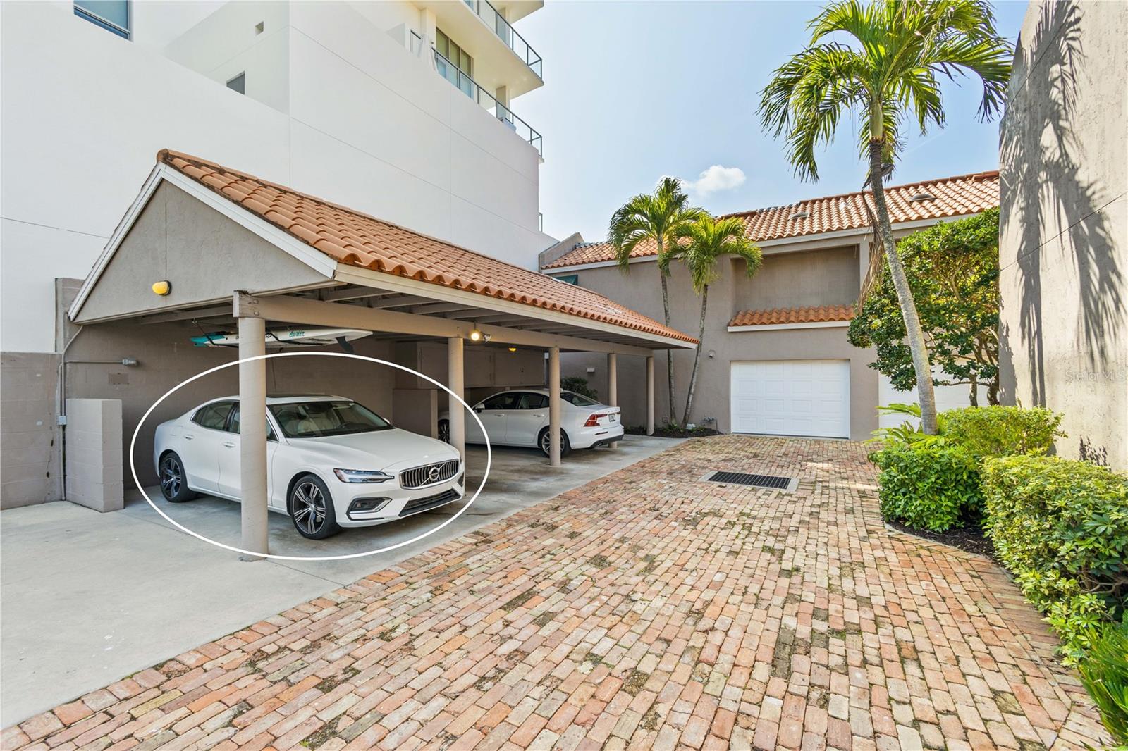 Image 31 of 37 For 200 Cocoanut Avenue 5