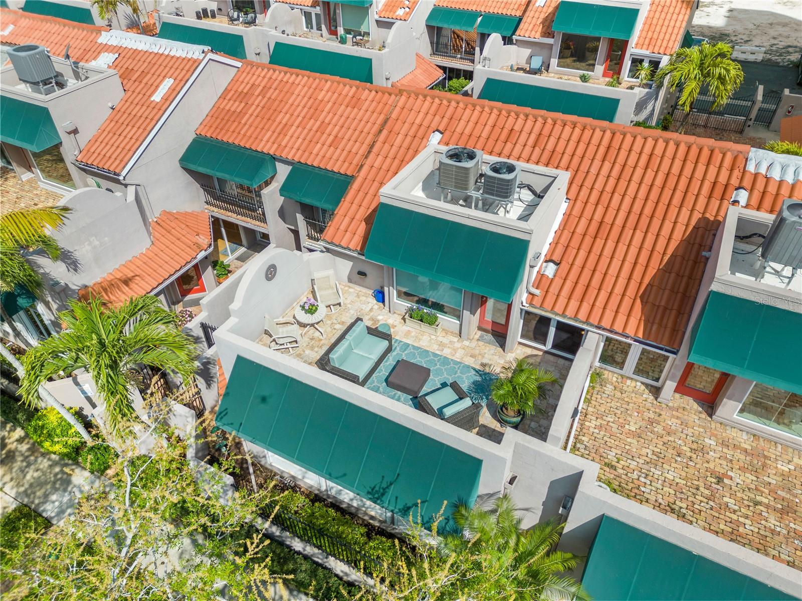 Image 35 of 37 For 200 Cocoanut Avenue 5