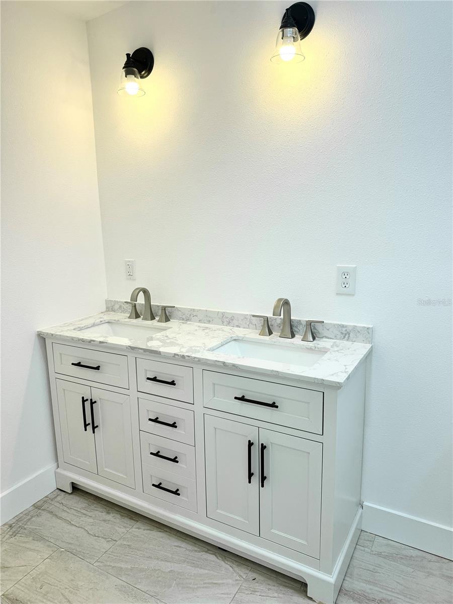 Image 10 of 12 For 3424 16th Street E