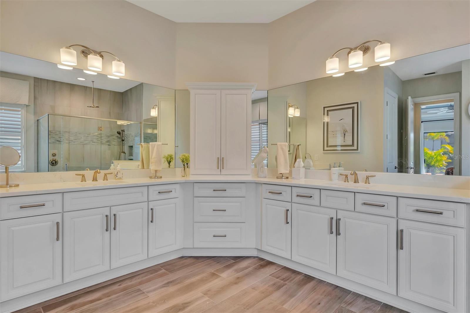 Image 27 of 70 For 16608 Collingtree Crossing