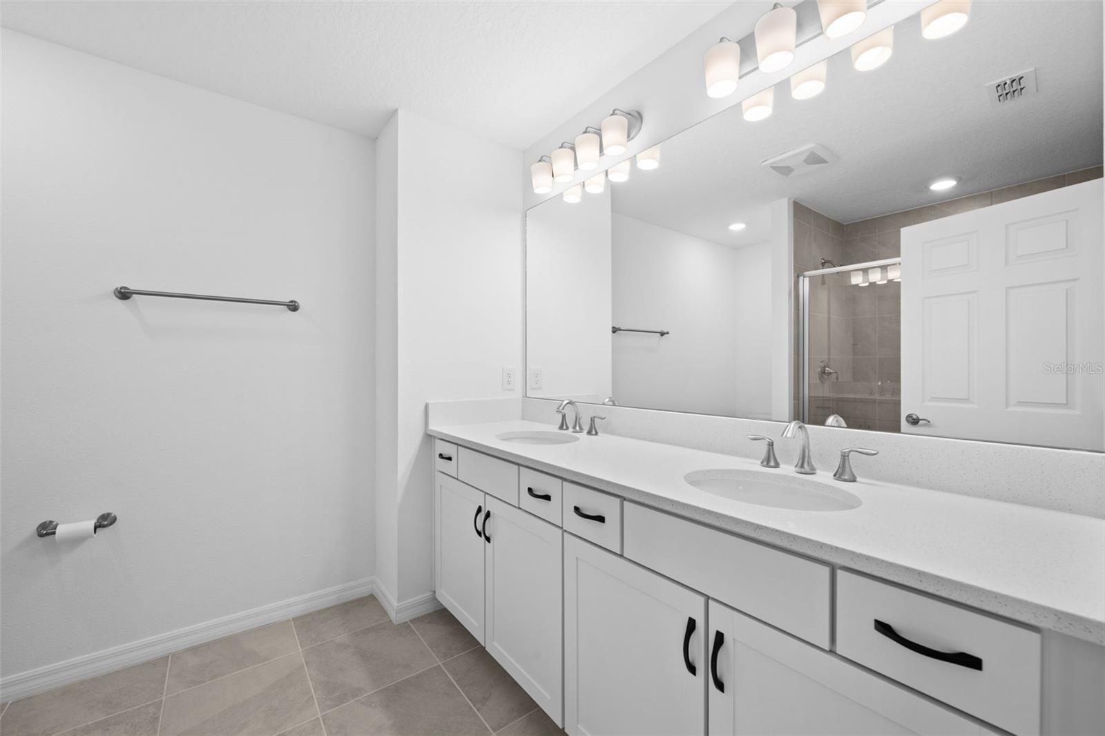 Image 22 of 49 For 5429 Tripoli Drive