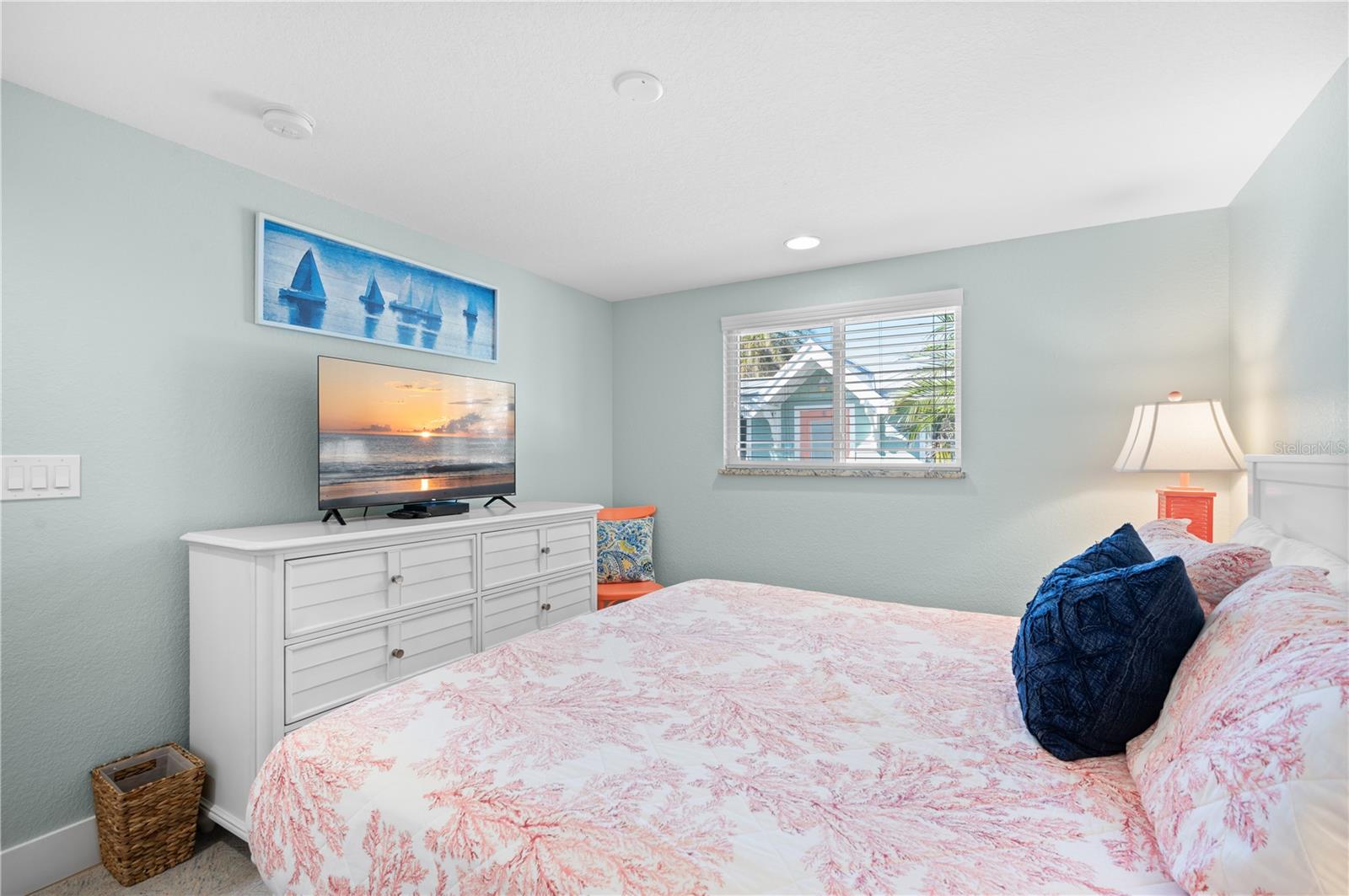 Image 13 of 37 For 3007 Avenue E A