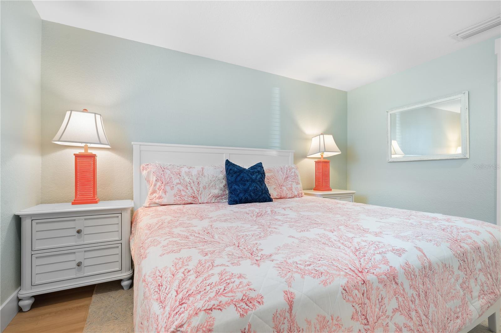 Image 14 of 37 For 3007 Avenue E A