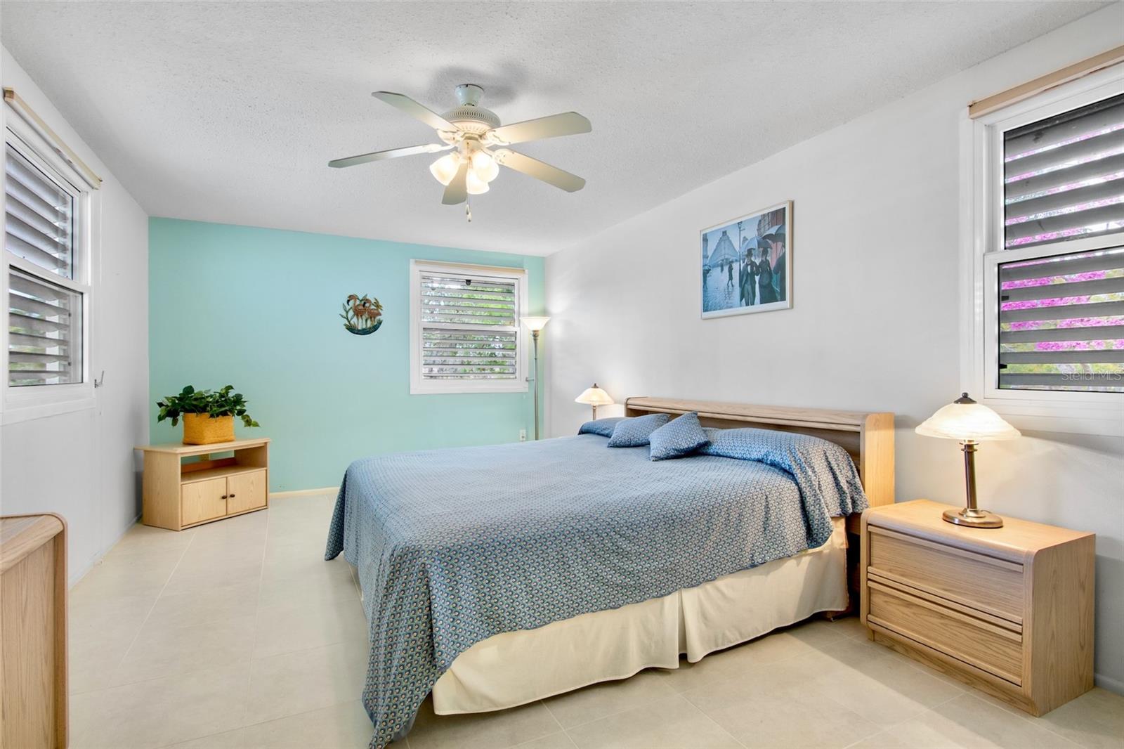 Image 17 of 37 For 5218 Marsh Field Lane 108