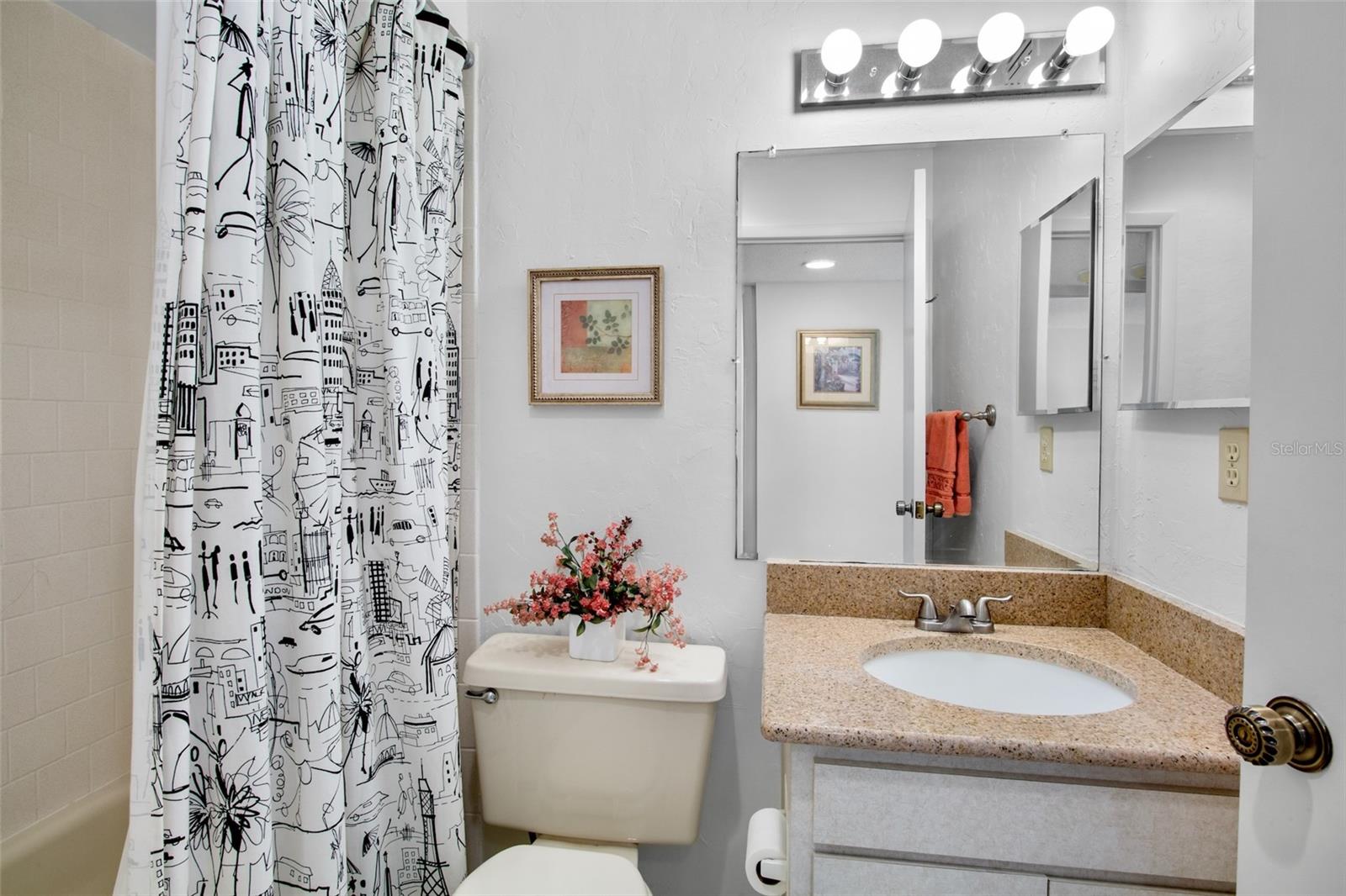 Image 24 of 37 For 5218 Marsh Field Lane 108