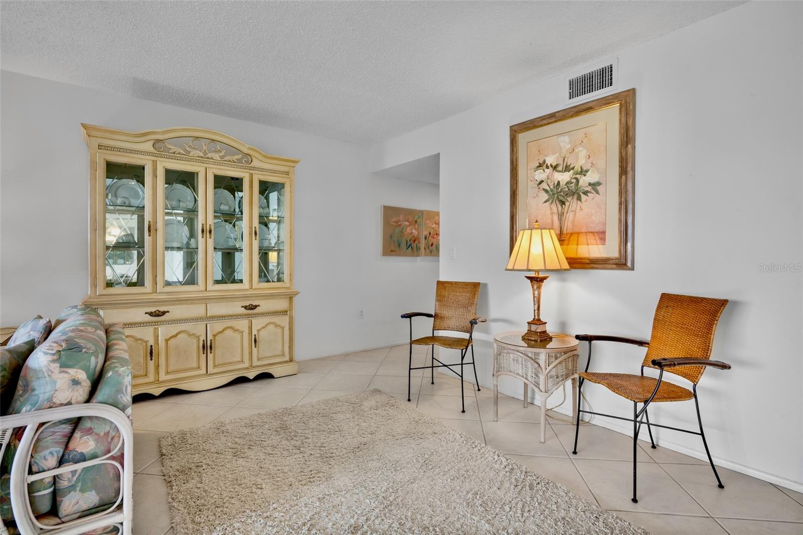 Image 3 of 37 For 5218 Marsh Field Lane 108