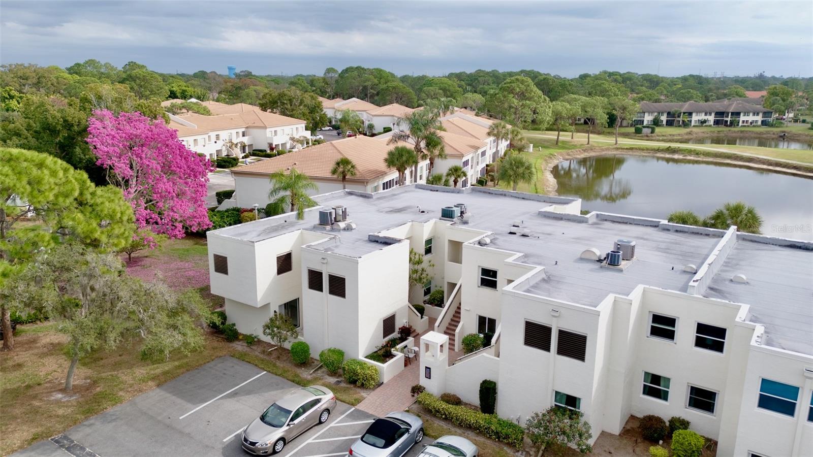 Image 31 of 37 For 5218 Marsh Field Lane 108