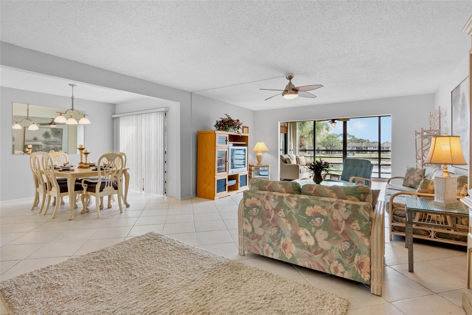 Image 4 of 37 For 5218 Marsh Field Lane 108