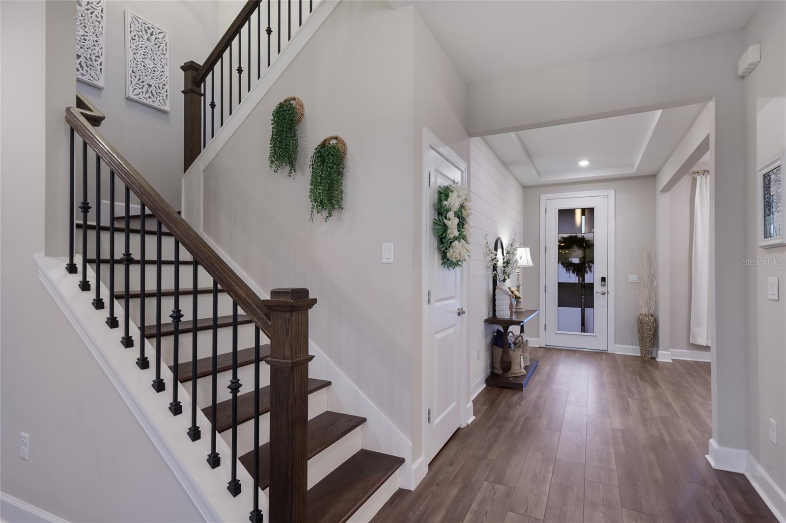 Image 15 of 91 For 14008 Green Hammock Place