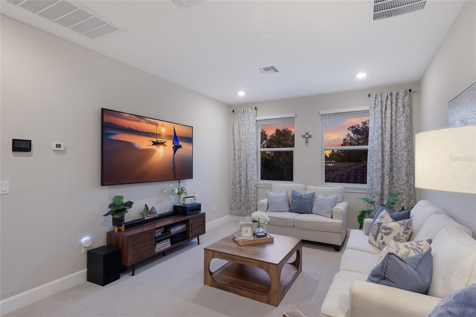 Image 16 of 91 For 14008 Green Hammock Place