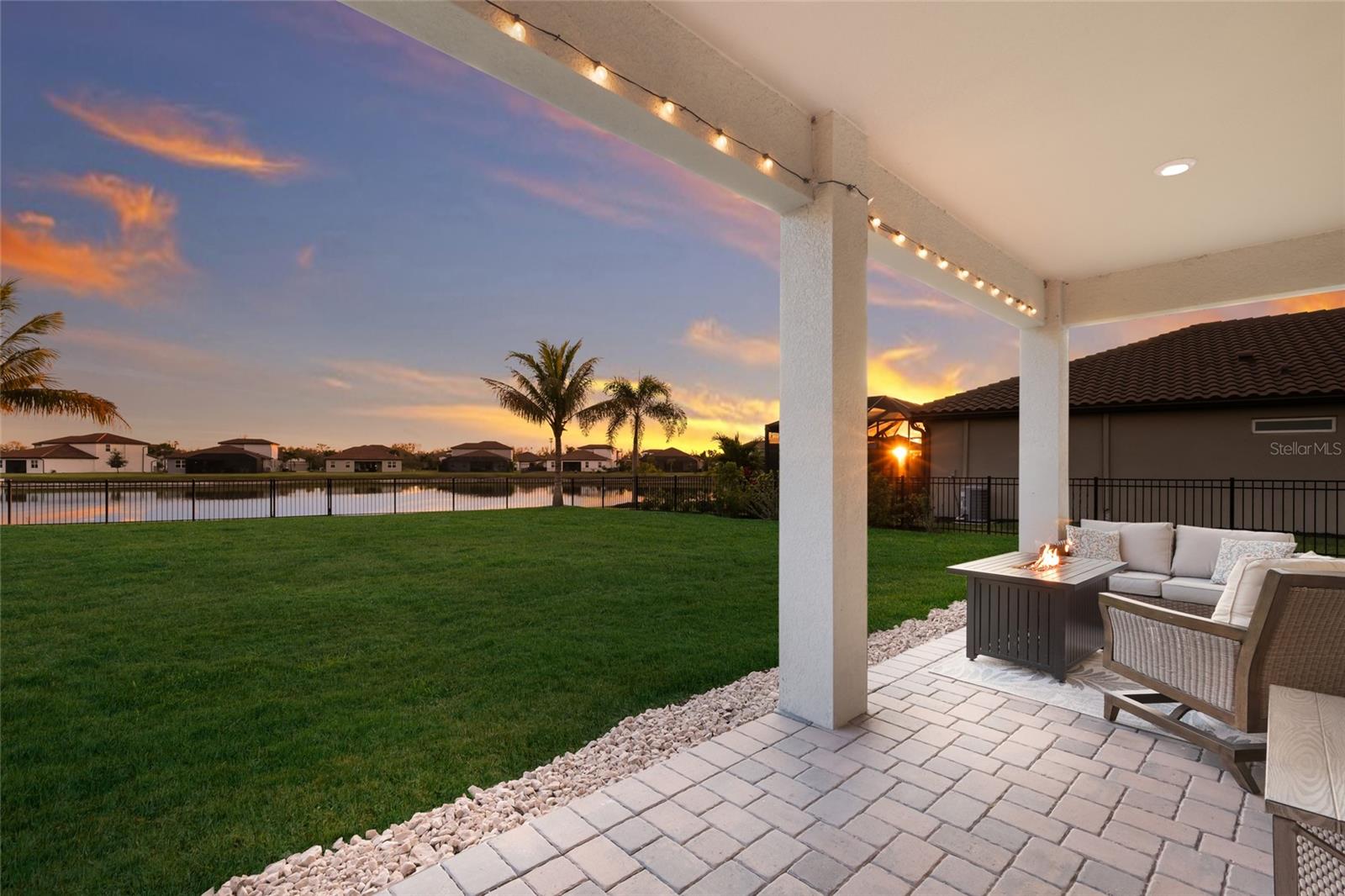 Image 20 of 91 For 14008 Green Hammock Place